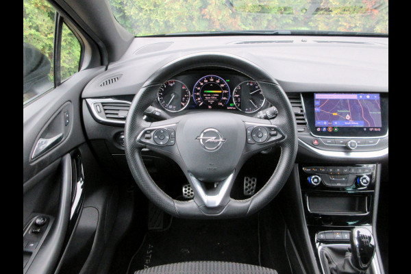 Opel Astra Sports Tourer 1.2 Elegance * Navi * Trekhaak *