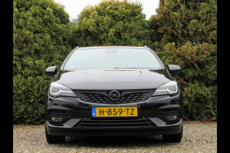 Opel Astra Sports Tourer 1.2 Elegance * Navi * Trekhaak *