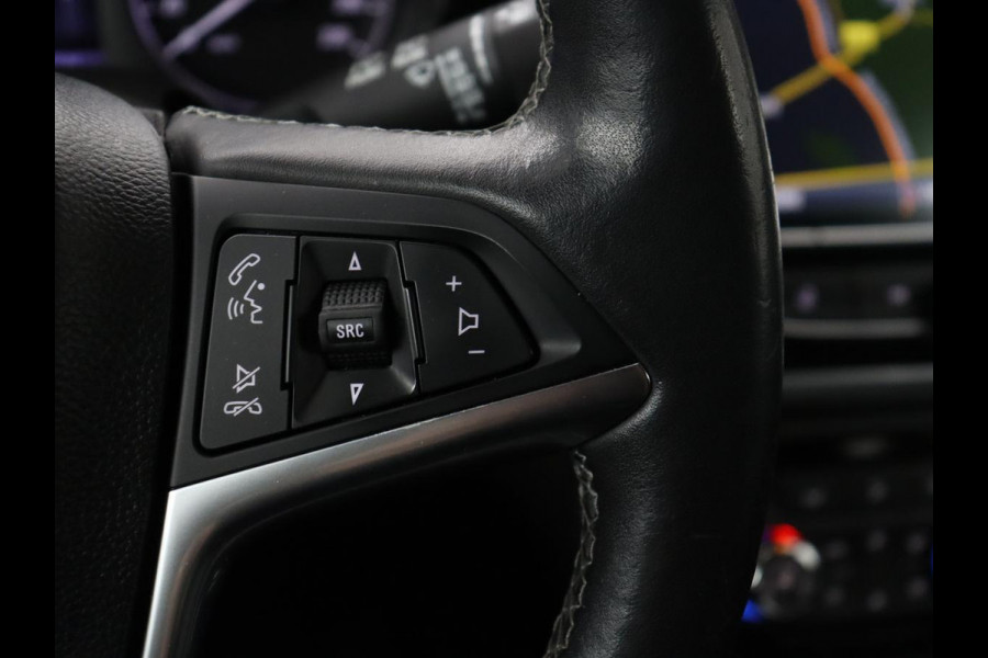 Opel Mokka X 1.4 Turbo Innovation | Automaat | Schuif-kanteldak | Stoelverwarming | Camera | Navigatie |