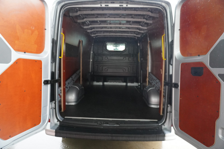 Volkswagen Crafter 35 2.0 TDI 177PK L3H2 Automaat nr.V060 | Airco | Cruise| Camera | Apple CP-Android auto