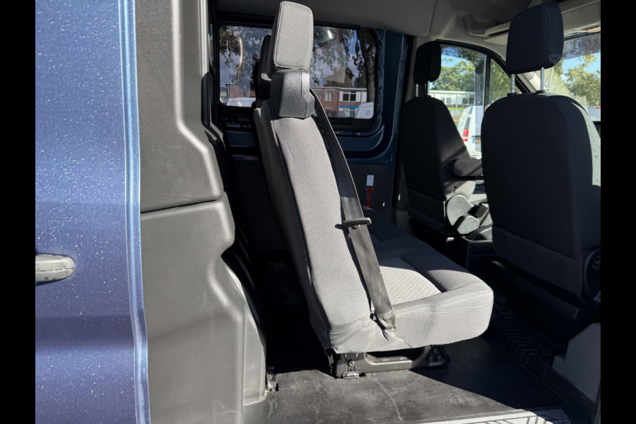 Ford Transit 350 2.0 TDCI 170pk L3H2 DC 5 persoons Trend / vaste prijs rijklaar € 25.950 ex btw / euro 6 / bpm vrij / lease vanaf € 424 / raptor grille / blauw metallic / trekhaak 2500 kg