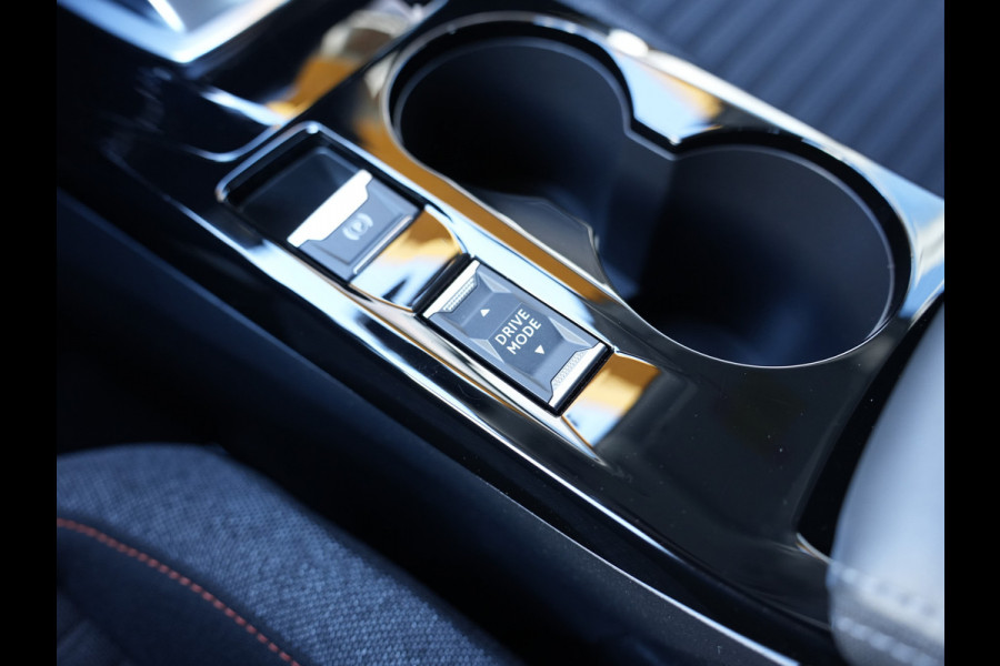 Peugeot e-208 EV Active Pack 50 kWh | Cruise control | DAB | LED | Apple Carplay/Android Auto |