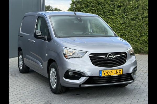 Opel Combo 50kWh 136 PK / AUTOMAAT / L1H1 / CAMERA / 1e EIG. / 35.706 KM! / CRUISE / AIRCO