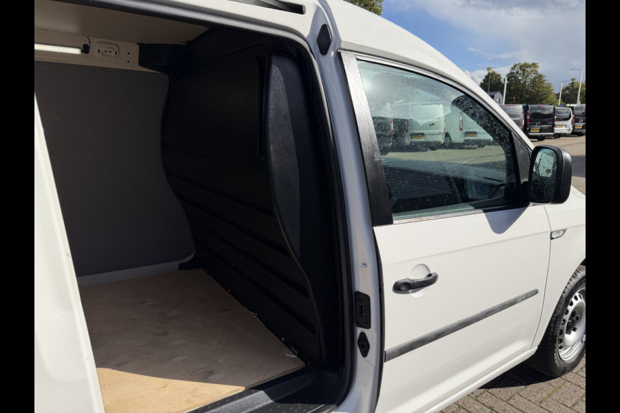 Volkswagen Caddy 2.0 TDI L2H1 BMT Maxi / vaste prijs rijklaar € 11.950 ex btw / lease vanaf € / euro 6 / bpm vrij / airco / pdc achter / achterklep / omvormer !