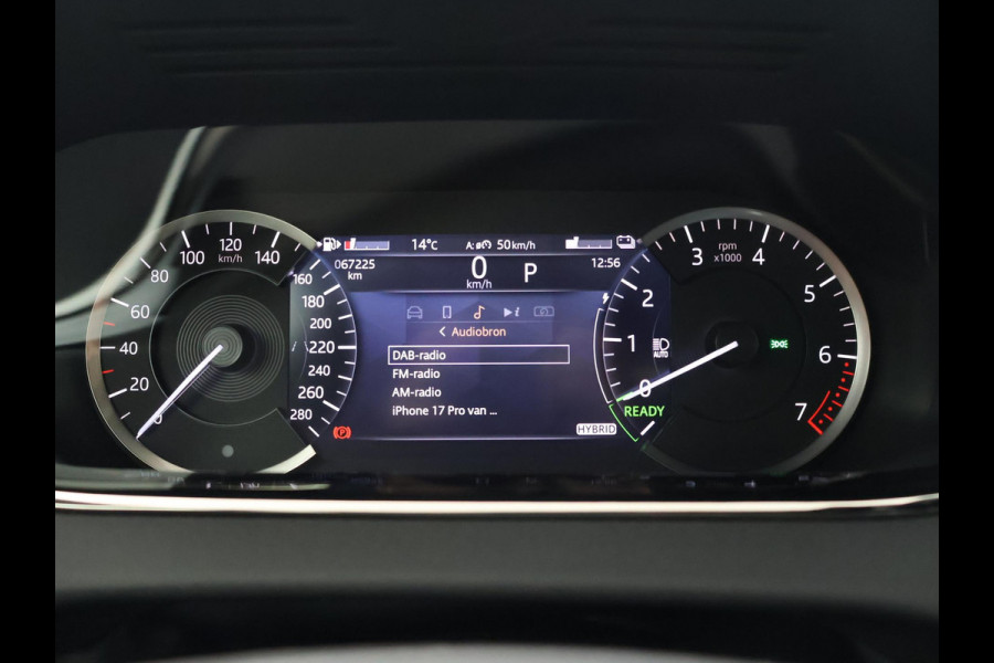 Land Rover Range Rover Evoque 1.5 P300e AWD BRONZE COLLECTION R DYNAMIC + PANORAMA | TREKHAAK | MERIDIAN | 20 INCH