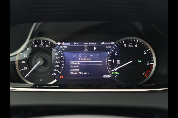 Land Rover Range Rover Evoque 1.5 P300e AWD BRONZE COLLECTION R DYNAMIC + PANORAMA | TREKHAAK | MERIDIAN | 20 INCH