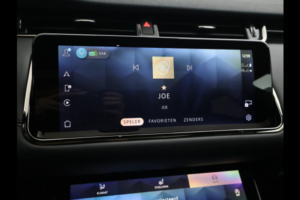 Land Rover Range Rover Evoque 1.5 P300e AWD BRONZE COLLECTION R DYNAMIC + PANORAMA | TREKHAAK | MERIDIAN | 20 INCH
