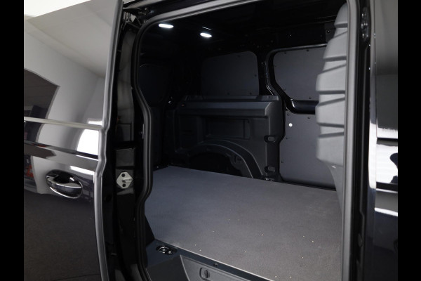 Volkswagen ID. Buzz Cargo Bulli edition 79 kWh 4MOTION | trekhaak | schuifdeur links | alarm