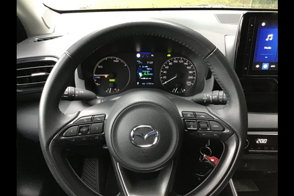 Mazda 2 Hybrid 1.5 Centre-line / Toyota Yaris