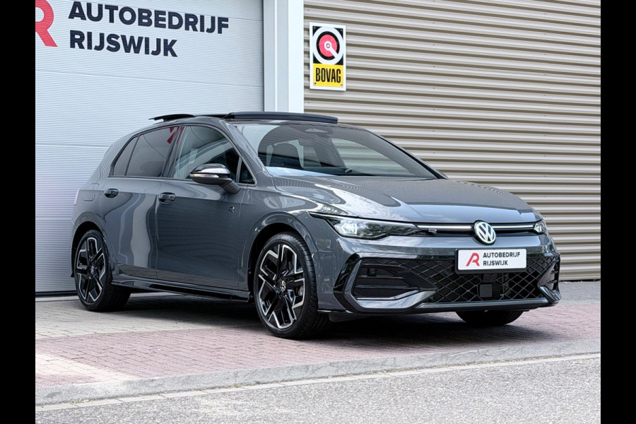 Volkswagen Golf 1.5 eTSI R-Line Pano/H&K/360/Trekhaak