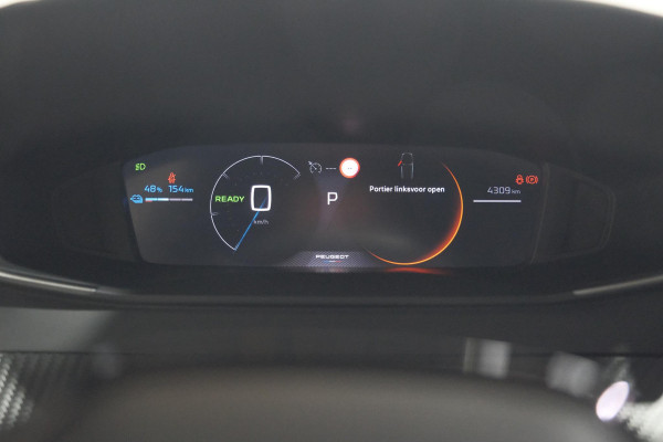 Peugeot e-2008 EV Allure 54 kWh | SOH 97,5% | 11 KW Lader | Apple Carplay | Parkeersensoren