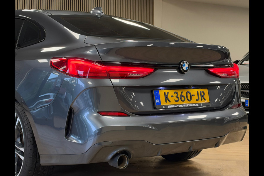 BMW 2 Serie Gran Coupé 218i AUT Executive Edition M-SPORT NAVI CAMERA PDC V+A CARPLAY