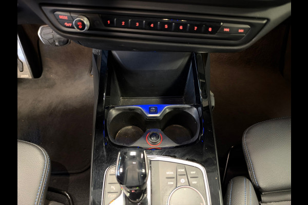 BMW 2 Serie Gran Coupé 218i AUT Executive Edition M-SPORT NAVI CAMERA PDC V+A CARPLAY
