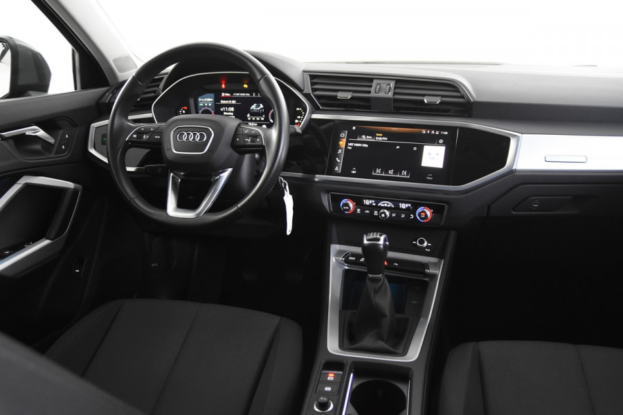Audi Q3 35 TFSI *1ste Eigenaar*Navigatie*Park assist*Carplay*