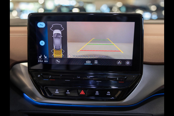 Volkswagen ID.4 Family 77 kWh SOH 92% / 204pk / NAP / Warmtepomp / Panorama dak / Achteruitrij camera / Stoelverwarming /