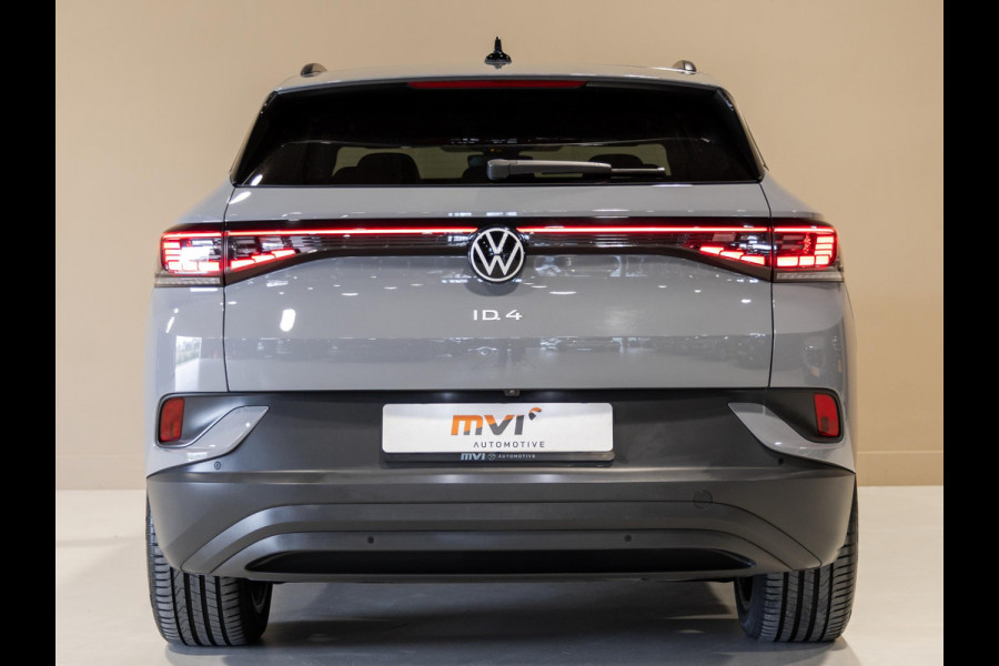 Volkswagen ID.4 Family 77 kWh SOH 92% / 204pk / NAP / Warmtepomp / Panorama dak / Achteruitrij camera / Stoelverwarming /