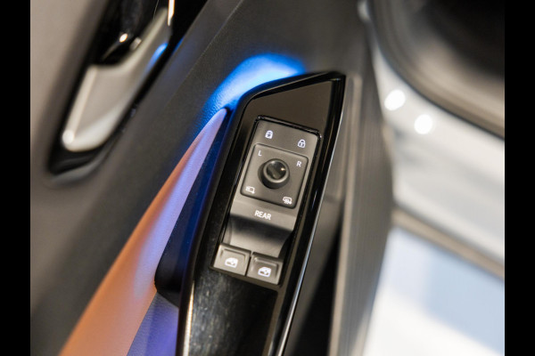 Volkswagen ID.4 Family 77 kWh SOH 92% / 204pk / NAP / Warmtepomp / Panorama dak / Achteruitrij camera / Stoelverwarming /