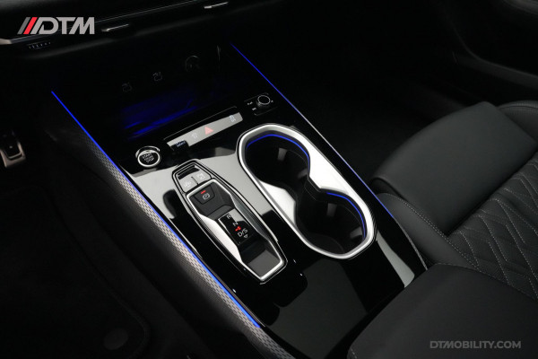 Audi A6 Avant 2.0 e-hybrid Quattro S-Edition | Lage Bijtelling! | Vol Optie! | 4WS | Luchtvering