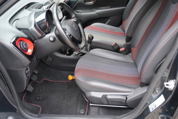 Peugeot 108 1.0 e-VTi GT-Line|Prijs rijklaar incl. 12 mnd garantie| Camera Carplay Airco LMV Bluetooth Keyless entry + start
