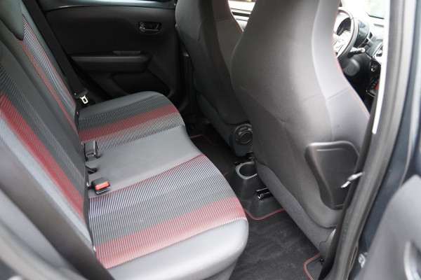 Peugeot 108 1.0 e-VTi GT-Line|Prijs rijklaar incl. 12 mnd garantie| Camera Carplay Airco LMV Bluetooth Keyless entry + start