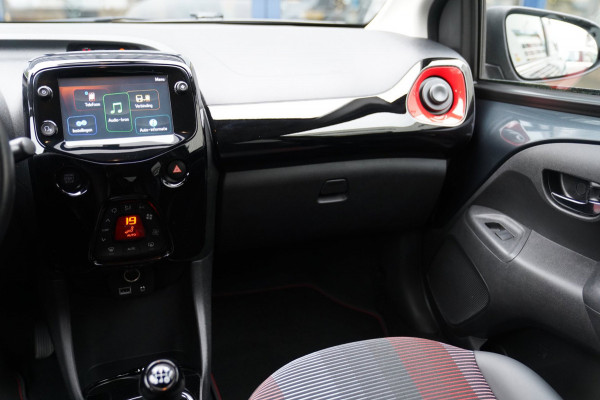 Peugeot 108 1.0 e-VTi GT-Line|Prijs rijklaar incl. 12 mnd garantie| Camera Carplay Airco LMV Bluetooth Keyless entry + start