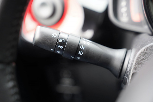 Peugeot 108 1.0 e-VTi GT-Line|Prijs rijklaar incl. 12 mnd garantie| Camera Carplay Airco LMV Bluetooth Keyless entry + start