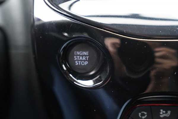 Peugeot 108 1.0 e-VTi GT-Line|Prijs rijklaar incl. 12 mnd garantie| Camera Carplay Airco LMV Bluetooth Keyless entry + start