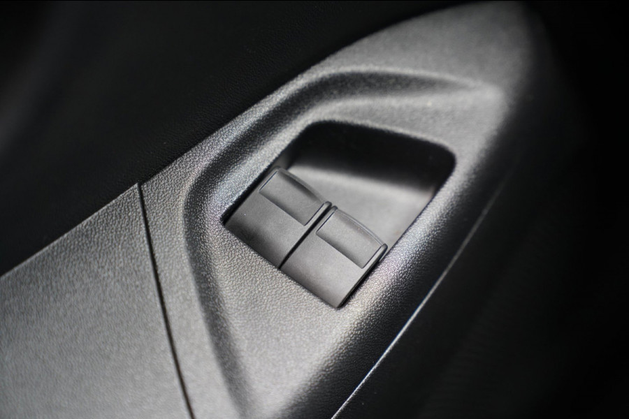 Peugeot 108 1.0 e-VTi GT-Line|Prijs rijklaar incl. 12 mnd garantie| Camera Carplay Airco LMV Bluetooth Keyless entry + start