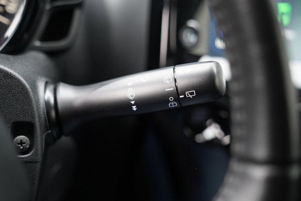 Peugeot 108 1.0 e-VTi GT-Line|Prijs rijklaar incl. 12 mnd garantie| Camera Carplay Airco LMV Bluetooth Keyless entry + start