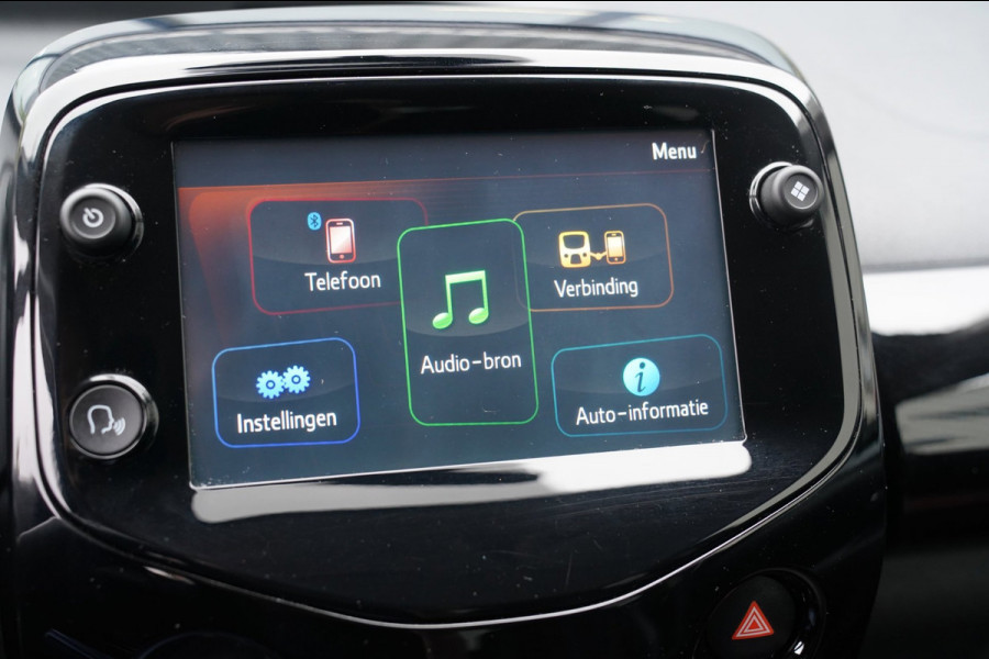 Peugeot 108 1.0 e-VTi GT-Line|Prijs rijklaar incl. 12 mnd garantie| Camera Carplay Airco LMV Bluetooth Keyless entry + start