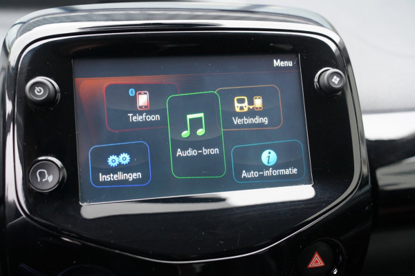 Peugeot 108 1.0 e-VTi GT-Line|Prijs rijklaar incl. 12 mnd garantie| Camera Carplay Airco LMV Bluetooth Keyless entry + start