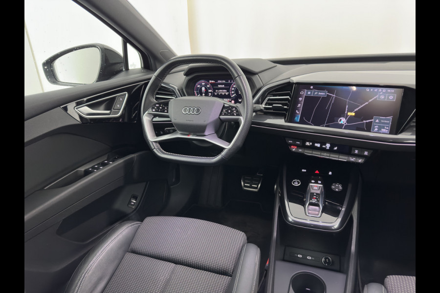 Audi Q4 e-tron 40 S edition 77 kWh (3-Fase-11kW) (INCL.BTW) *HEAT-PUMP | LEATHER-FABRIC | MATRIX-LED | ADAPTIVE-CRUISE | CAMERA | DIGI-COCKPIT | KEYLESS | AMBIENT-LIGHT | AUDI-SOUND | NAVI-FULLMAP | PRIVACY-GLASS | ECC | PDC | 20''ALU*