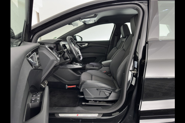 Audi Q4 e-tron 40 S edition 77 kWh (3-Fase-11kW) (INCL.BTW) *HEAT-PUMP | LEATHER-FABRIC | MATRIX-LED | ADAPTIVE-CRUISE | CAMERA | DIGI-COCKPIT | KEYLESS | AMBIENT-LIGHT | AUDI-SOUND | NAVI-FULLMAP | PRIVACY-GLASS | ECC | PDC | 20''ALU*