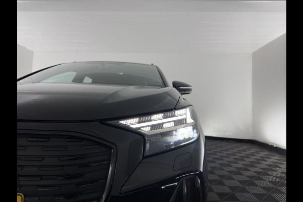 Audi Q4 e-tron 40 S edition 77 kWh (3-Fase-11kW) (INCL.BTW) *HEAT-PUMP | LEATHER-FABRIC | MATRIX-LED | ADAPTIVE-CRUISE | CAMERA | DIGI-COCKPIT | KEYLESS | AMBIENT-LIGHT | AUDI-SOUND | NAVI-FULLMAP | PRIVACY-GLASS | ECC | PDC | 20''ALU*