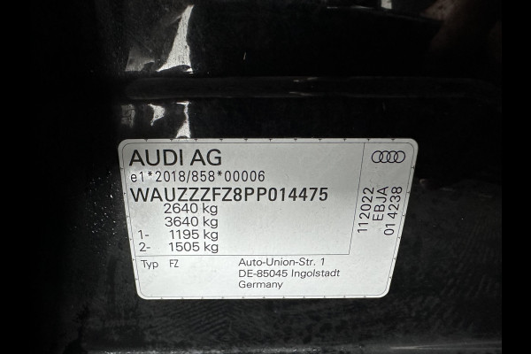 Audi Q4 e-tron 40 S edition 77 kWh (3-Fase-11kW) (INCL.BTW) *HEAT-PUMP | LEATHER-FABRIC | MATRIX-LED | ADAPTIVE-CRUISE | CAMERA | DIGI-COCKPIT | KEYLESS | AMBIENT-LIGHT | AUDI-SOUND | NAVI-FULLMAP | PRIVACY-GLASS | ECC | PDC | 20''ALU*