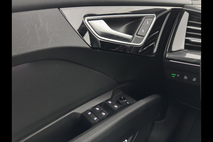 Audi Q4 e-tron 40 S edition 77 kWh (3-Fase-11kW) (INCL.BTW) *HEAT-PUMP | LEATHER-FABRIC | MATRIX-LED | ADAPTIVE-CRUISE | CAMERA | DIGI-COCKPIT | KEYLESS | AMBIENT-LIGHT | AUDI-SOUND | NAVI-FULLMAP | PRIVACY-GLASS | ECC | PDC | 20''ALU*