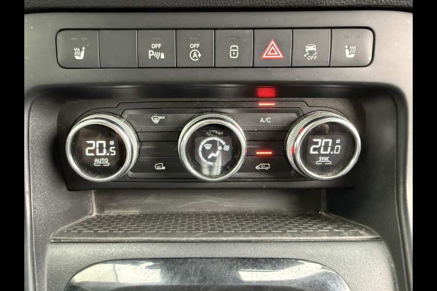 Mercedes-Benz Citan 112 1.5 CDI Automaat Led Climate Control Cruise Control Trekhaak Imperiaal Carplay Camera Navigatie Parkeersensoren