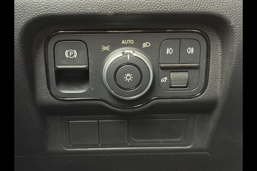 Mercedes-Benz Citan 112 1.5 CDI Automaat Led Climate Control Cruise Control Trekhaak Imperiaal Carplay Camera Navigatie Parkeersensoren