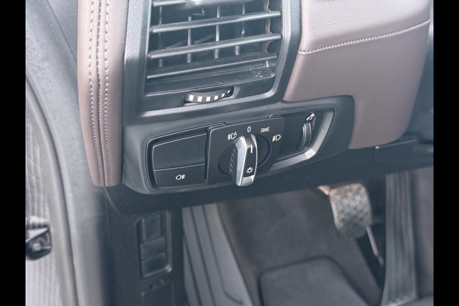 BMW i3 120Ah 42 kWh Warmtepomp Sportpakket Leer Navi Ecc Pdc Tel. Usb 20'LM CruiseControl Stoelverw. KeylessStart Isofix Led Aut.Verlichting Elek.Ramen Comfort pakket