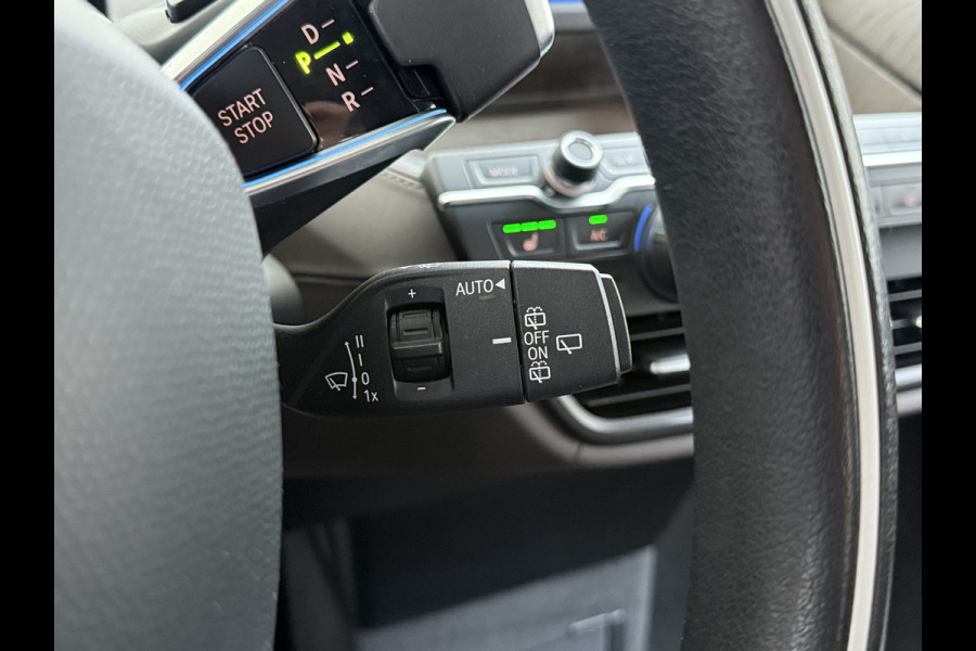 BMW i3 120Ah 42 kWh Warmtepomp Sportpakket Leer Navi Ecc Pdc Tel. Usb 20'LM CruiseControl Stoelverw. KeylessStart Isofix Led Aut.Verlichting Elek.Ramen Comfort pakket