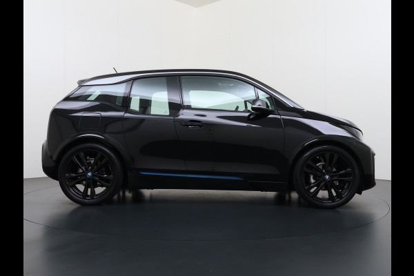 BMW i3 120Ah 42 kWh Warmtepomp Sportpakket Leer Navi Ecc Pdc Tel. Usb 20'LM CruiseControl Stoelverw. KeylessStart Isofix Led Aut.Verlichting Elek.Ramen Comfort pakket