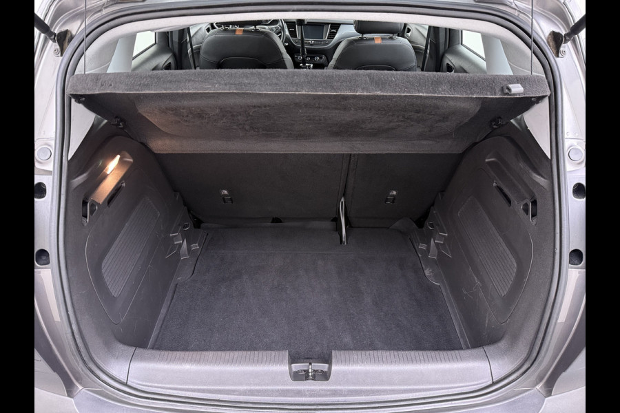 Opel Crossland 1.2T 111pk Camera Apple/Android CruiseControl Pdc Bordherk. Lane-dep. Led Aut.Verlichting Isofix Tel. Ecc Elek.Ramen/Spiegels 16''LM Nieuw Model! 1.2 Turbo Elegance NL-auto!