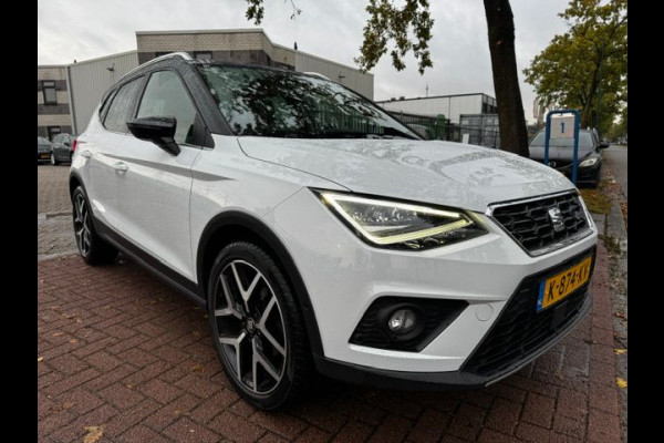 Seat Arona 1.0 TSI FR Beats Business Intense Plus Airco/ECC,Navigatie,Camera,Half Leder/Alcantara