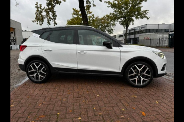 Seat Arona 1.0 TSI FR Beats Business Intense Plus Airco/ECC,Navigatie,Camera,Half Leder/Alcantara