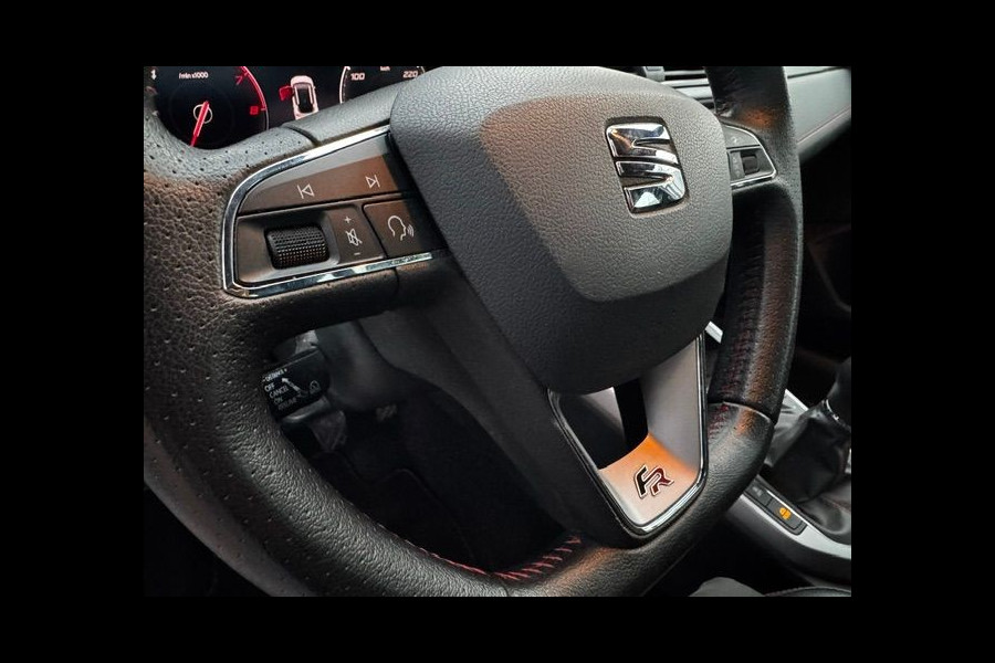 Seat Arona 1.0 TSI FR Beats Business Intense Plus Airco/ECC,Navigatie,Camera,Half Leder/Alcantara