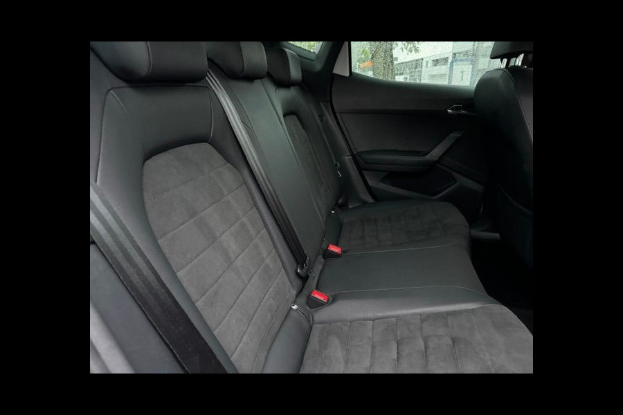 Seat Arona 1.0 TSI FR Beats Business Intense Plus Airco/ECC,Navigatie,Camera,Half Leder/Alcantara
