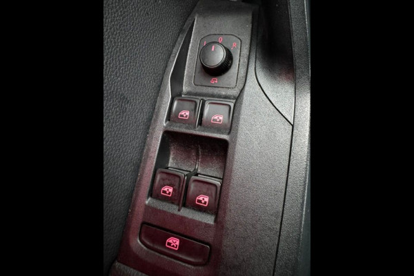 Seat Arona 1.0 TSI FR Beats Business Intense Plus Airco/ECC,Navigatie,Camera,Half Leder/Alcantara