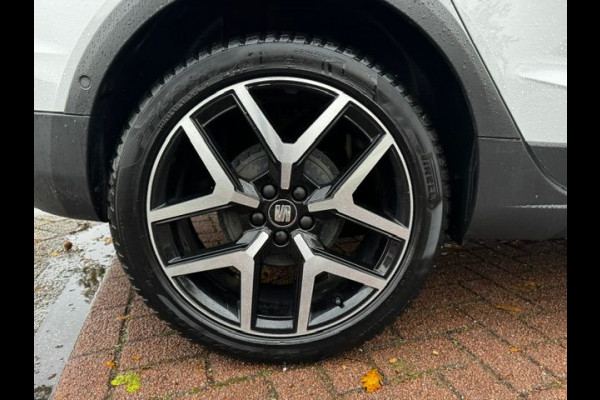 Seat Arona 1.0 TSI FR Beats Business Intense Plus Airco/ECC,Navigatie,Camera,Half Leder/Alcantara