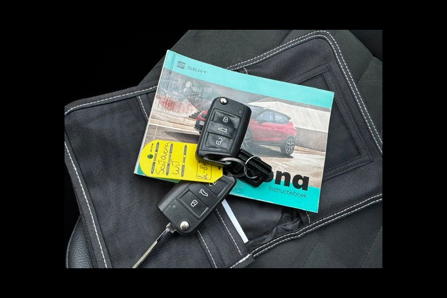 Seat Arona 1.0 TSI FR Beats Business Intense Plus Airco/ECC,Navigatie,Camera,Half Leder/Alcantara
