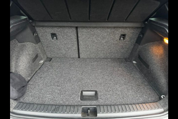 Seat Arona 1.0 TSI FR Beats Business Intense Plus Airco/ECC,Navigatie,Camera,Half Leder/Alcantara